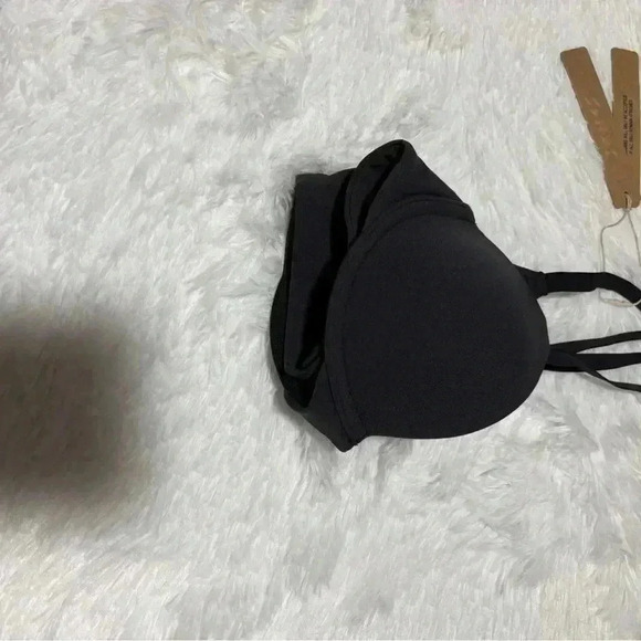 Skims  first everybody - Picture 3 of 7